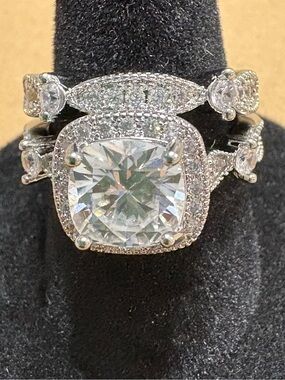 Cushion-Cut Halo Silver Ring with Clear Center Stone